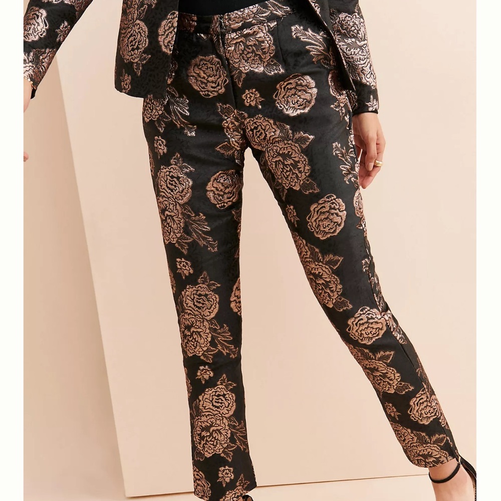 NWT Sage Hey Baby Metallic Rose Gold Floral Jacquard Ankle Pants Black Sz S
